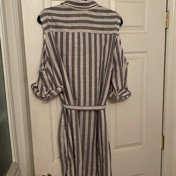 Blue & White Striped Casual Mini Dress - Picture 5 of 5